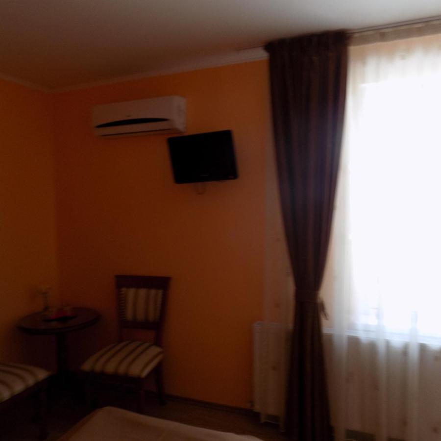 فندق Sînmartinفي  Casa Rad المظهر الخارجي الصورة